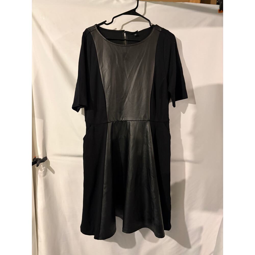 Torrid Black Faux Leather Skater Dress 1X (14-16) - Picture 4 of 9